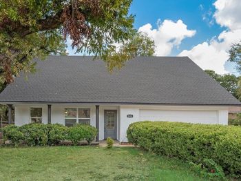5614  University Hills Boulevard 