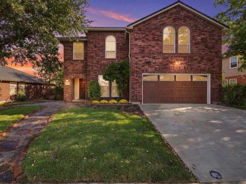 13800  High Mesa Road , Fort Worth Texas 76262