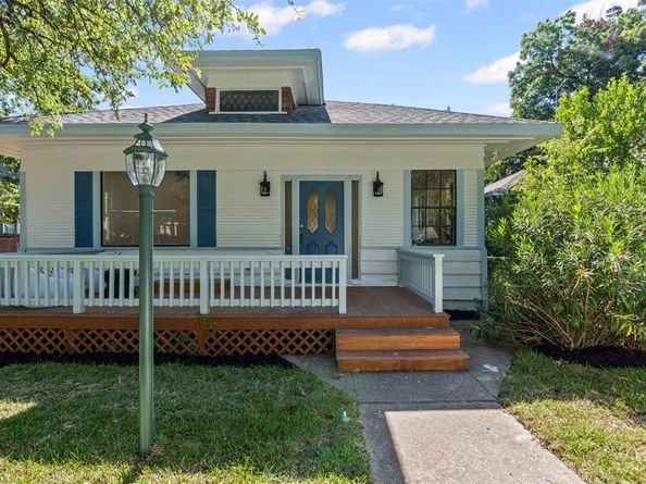 2250  Lipscomb Street , Fort Worth Texas 76110