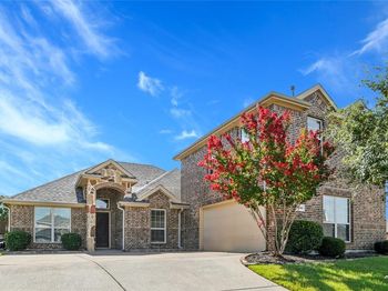 1402  Palasades Court 