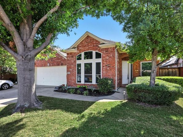 2006  Ledgestone Drive , Corinth Texas 76210