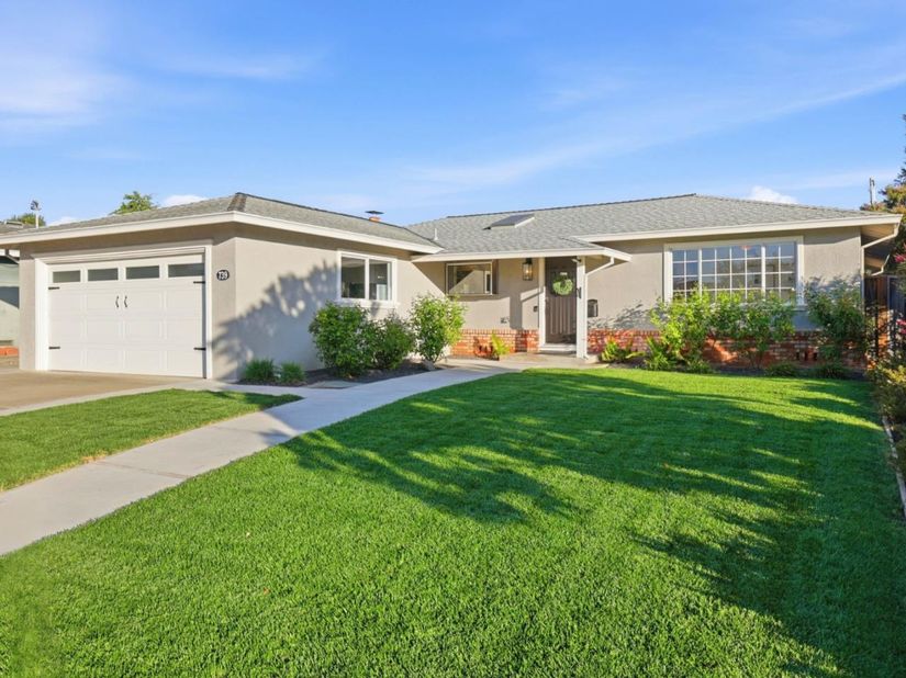 739 Del Mar Avenue, Livermore CA 94550