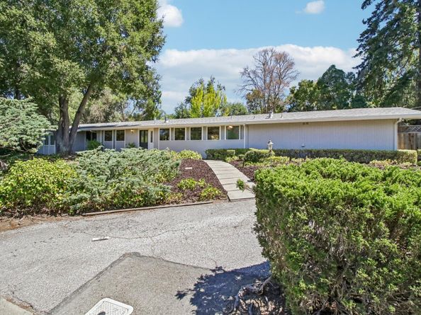 18570 Montpere Way, Saratoga CA 95070