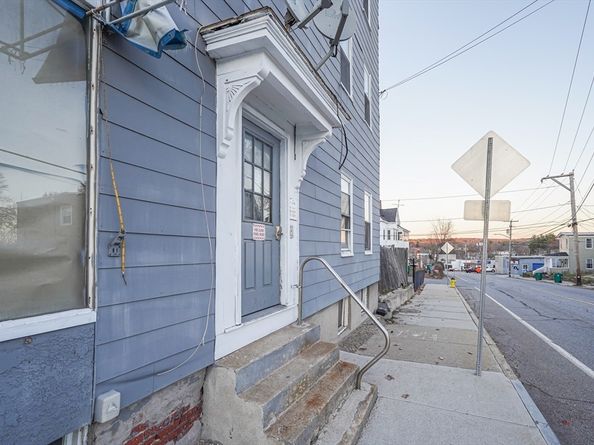 168 Lunenburg St, Fitchburg MA 01420