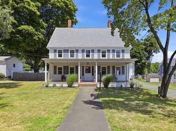 39 Main St