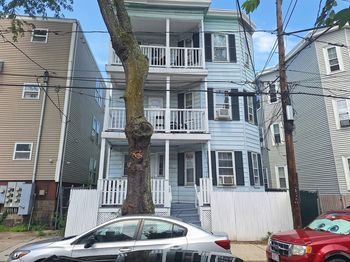 148 Congress Ave