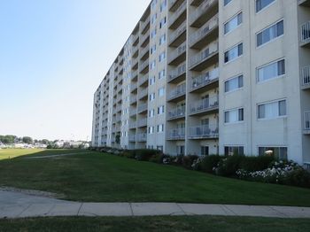 200 Cove Way