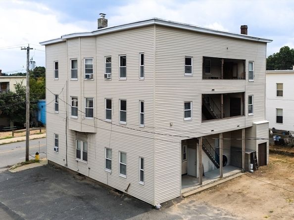 52 Bemis Rd, Fitchburg MA 01420