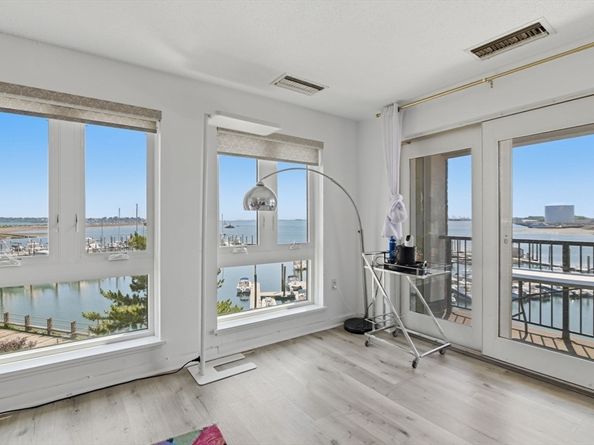 150 Lynnway 309, Lynn MA 01902
