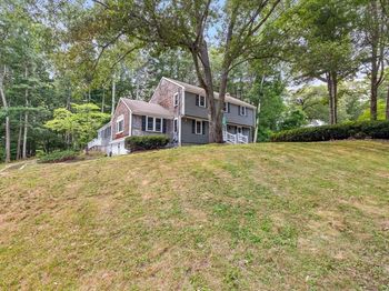 10 Flint Locke Dr