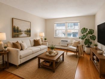 31 Pond St