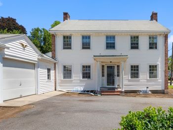 48 Marilyn Rd