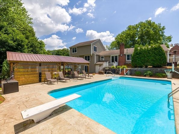 3 Arrowhead Ave, Auburn MA 01501