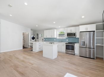 34 Underhill St