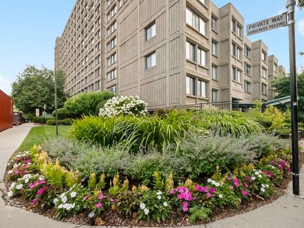 1731 Beacon 202, Brookline MA 02445