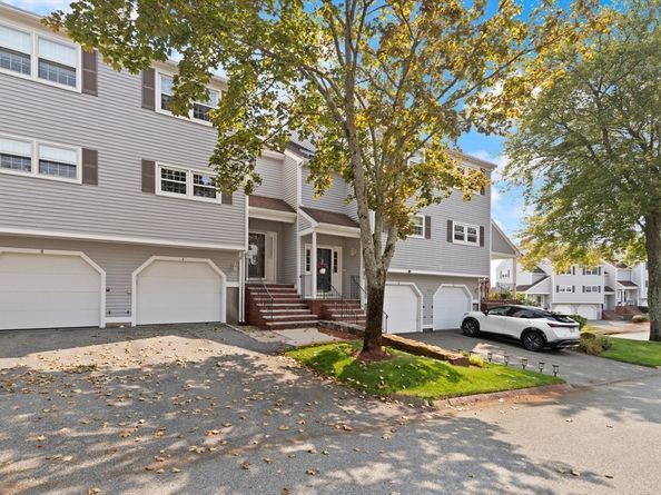 6 Countryside Lane 1303, Salem MA 01970