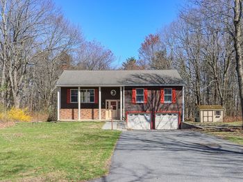 106 Knower Rd
