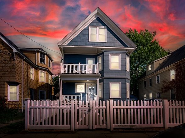 14 Bayard St, Boston MA 02134
