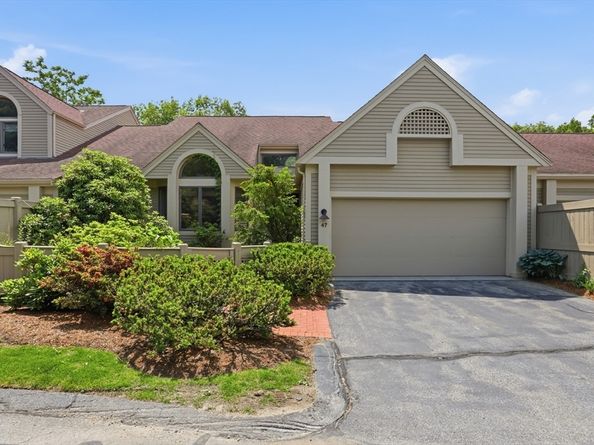 7 Wainwright Road 47, Winchester MA 01890