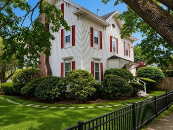 20 Ocean Ave