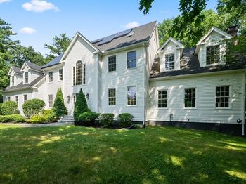 23 Falcon Ridge Dr