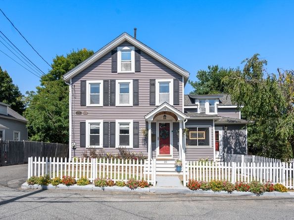 20 Curve St, Framingham MA 01702