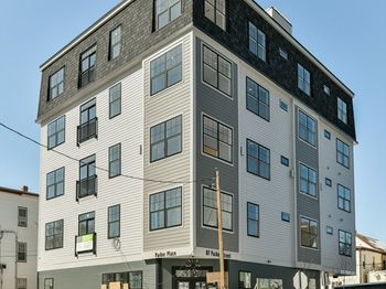 87 Parker St