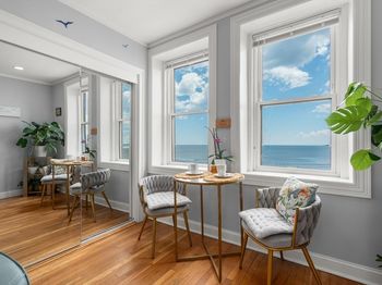 285 Lynn Shore Dr