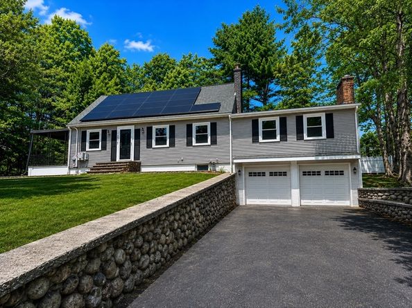 40 Neal St, Walpole MA 02081