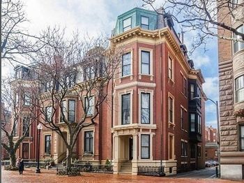 328 Dartmouth St