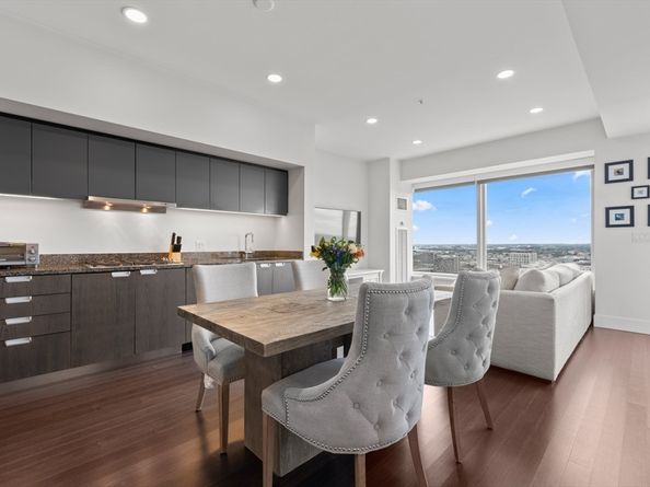 110 Stuart Street 26J, Boston MA 02116