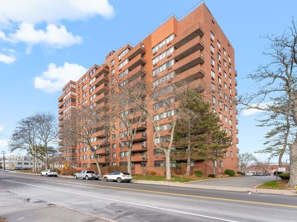 77 Adams St 610, Quincy MA 02169