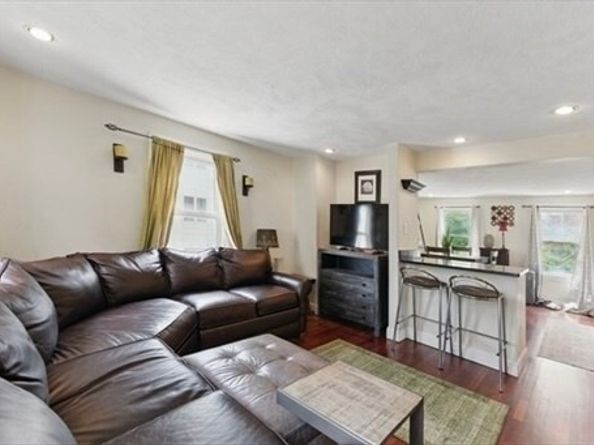 40 Chappie 1, Boston MA 02129