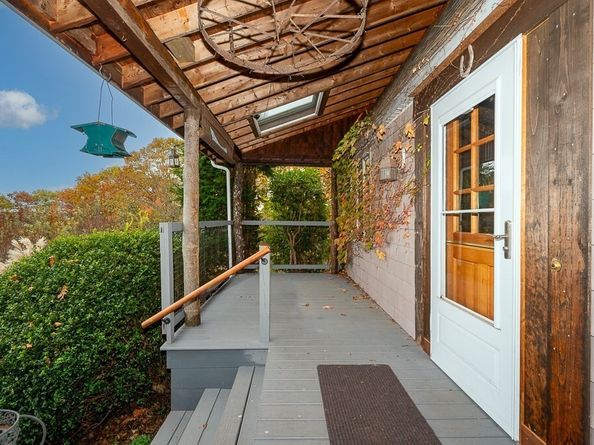 231 Chamberlain Hill Rd, Barre MA 01005