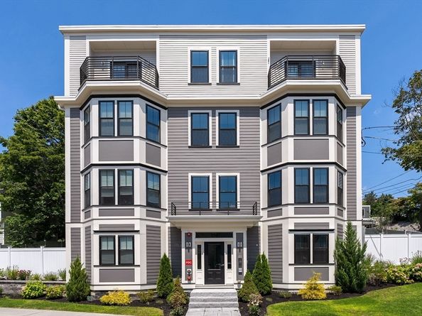 251 Minot St 6, Boston MA 02124