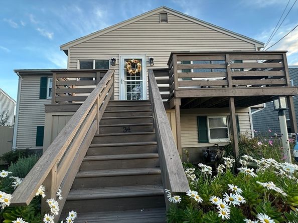 34 Brookline Ave, Hull MA 02045