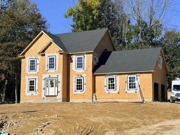 28 Forest Hill Dr., Rutland MA 01543