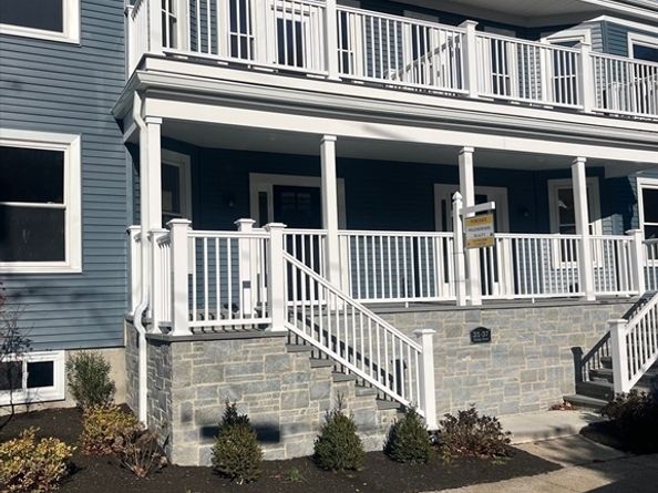 33 George St. 33, Newton MA 02458