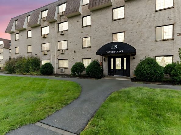 119 Grove Street 223, Rockland MA 02370