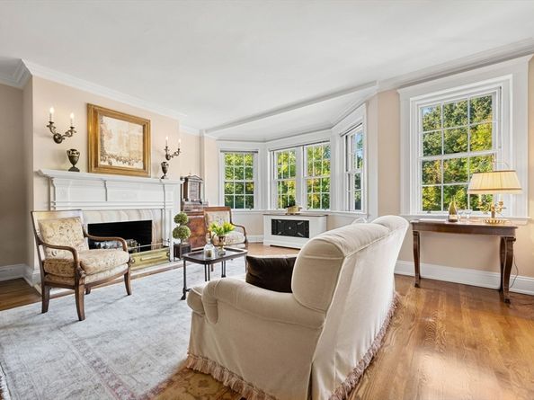 250 Commonwealth Avenue 6, Boston MA 02116