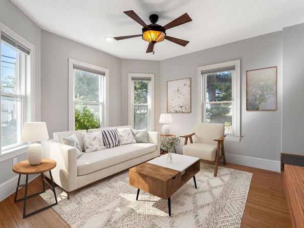 17 York Pl 1, Cambridge MA 02141