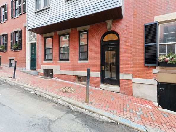80 Revere St 1, Boston MA 02114