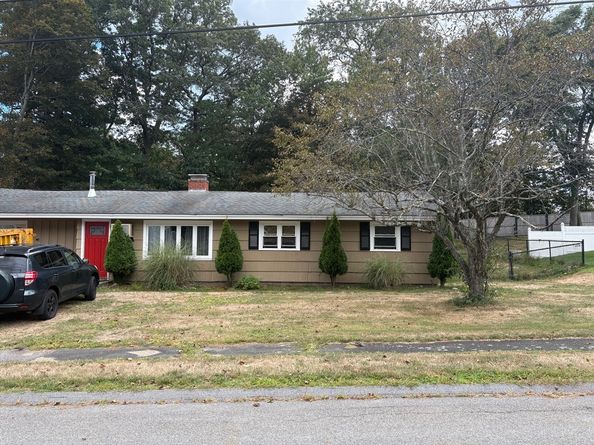 58 Trask Road, Peabody MA 01960