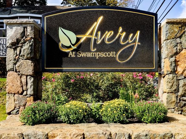 445 Essex Street 304, Swampscott MA 01907