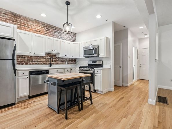 172 Cottage St 2, Boston MA 02128