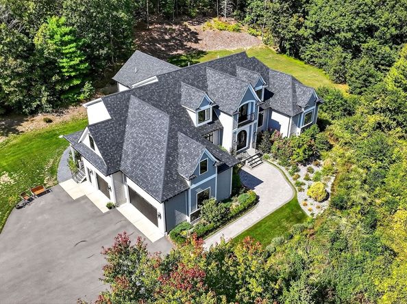 18 Keeney Pond Rd, Norfolk MA 02056