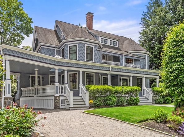 18 Sewall St, Newton MA 02465