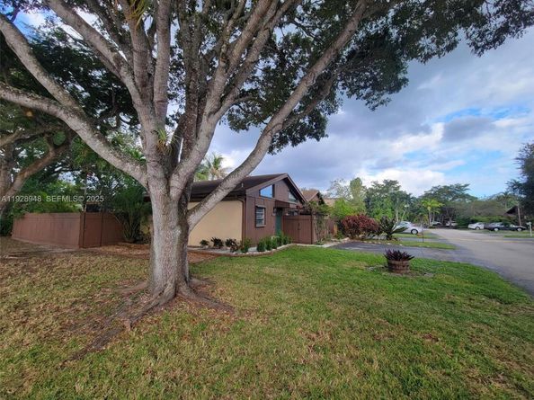 11375 SW 112th Cir Ln S, Miami FL 33176