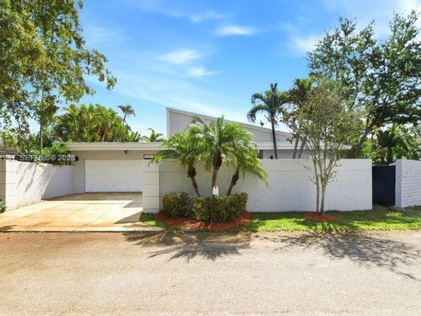 400 NW 78th Ave, Plantation FL 33324
