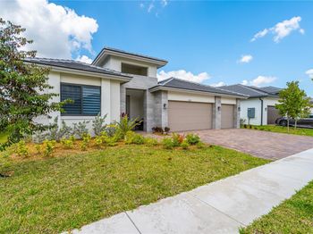 4528 SW 178th Ave